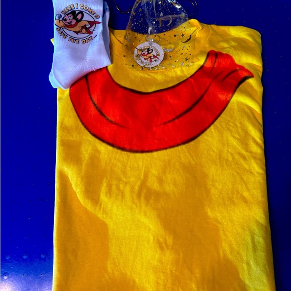 Mighty Mouse costume - Picture 5 of 11